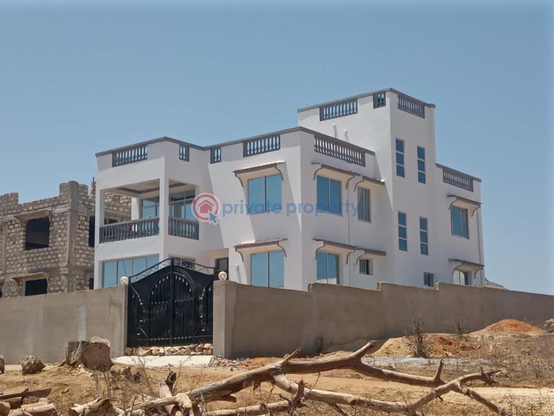 4 bedroom House For Sale Bamburi Utange near Braeburn International School Bamburi Mombasa - 2