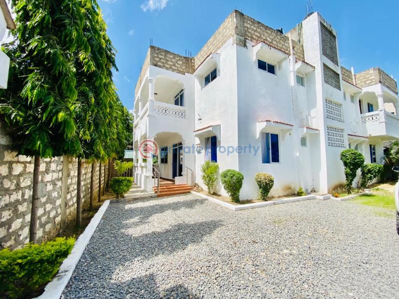 4 bedroom Mini Flat For Sale Mtwapa Mzambarauni Mtwapa Kilifi - 3