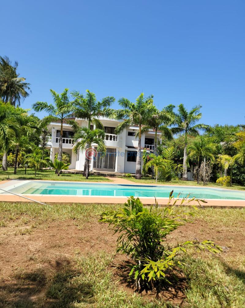 4 bedroom Land For Sale Mtwapa Creekfront Mtwapa Kilifi - 0