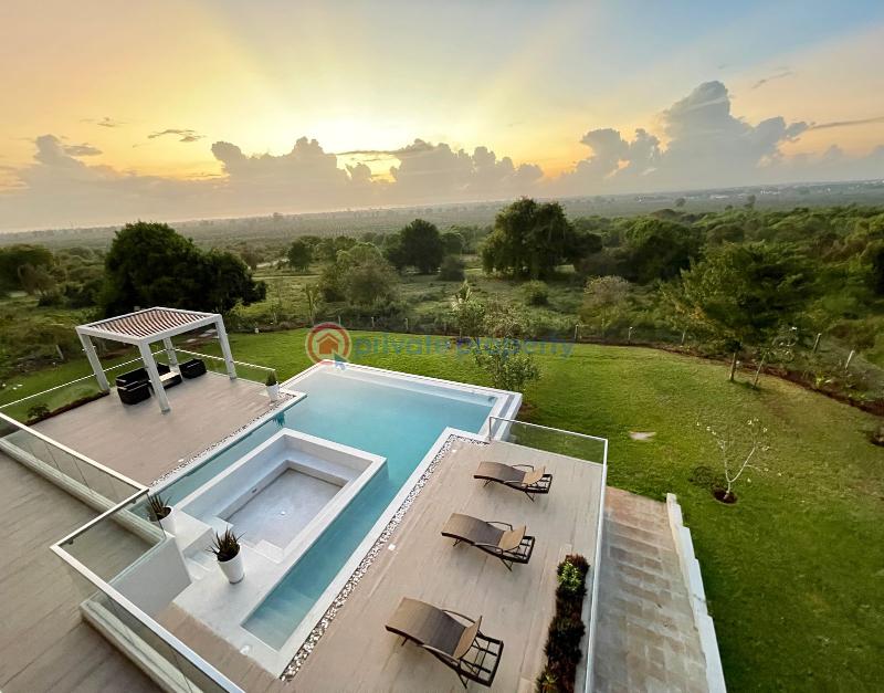 4 bedroom House For Sale Vipingo, Golf Clubs Area Vipingo Beach. Mtwapa Kilifi - 1
