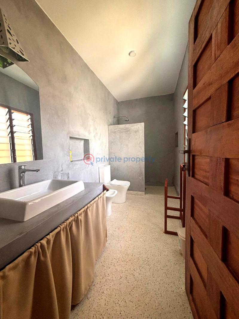 4 bedroom House For Sale Watamu, Kenya Ocean Front Watamu Kilifi - 8