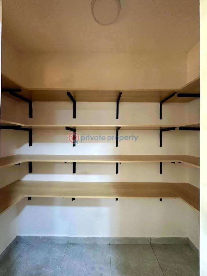 5 bedroom Townhouse For Sale Lavington Nairobi - 18