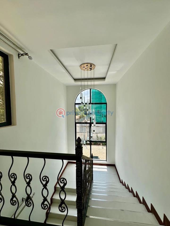 5 bedroom Townhouse For Sale Lavington Nairobi - 13