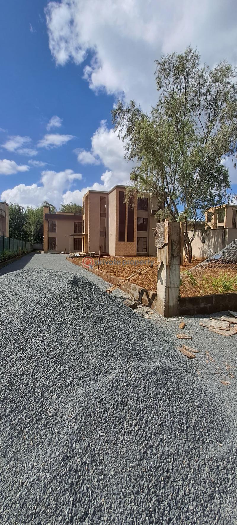 5 bedroom House For Sale Nairobi Karen  - 15