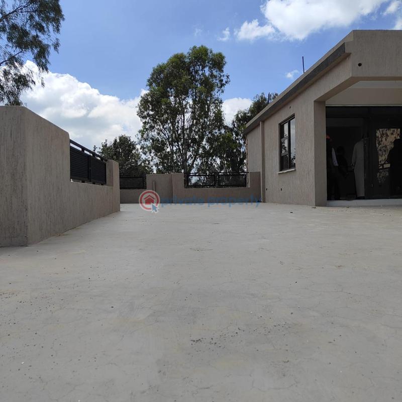 5 bedroom House For Sale Nairobi Karen  - 33