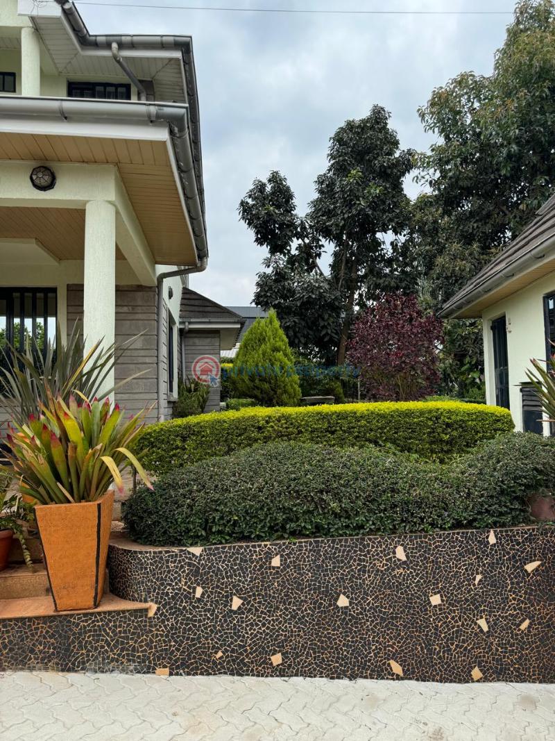 5 bedroom House For Sale Muthaiga North Nairobi - 1