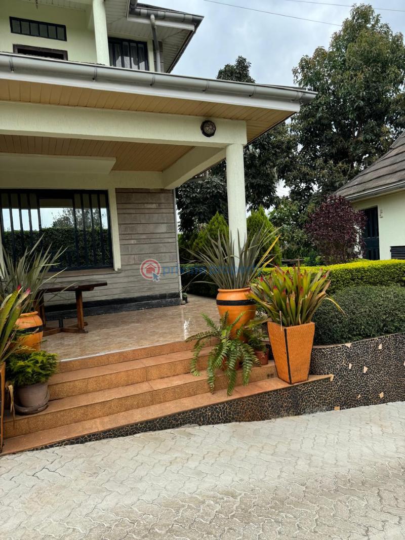 5 bedroom House For Sale Muthaiga North Nairobi - 2