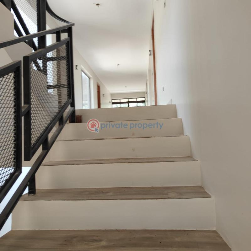 5 bedroom House For Sale Nairobi Karen  - 14