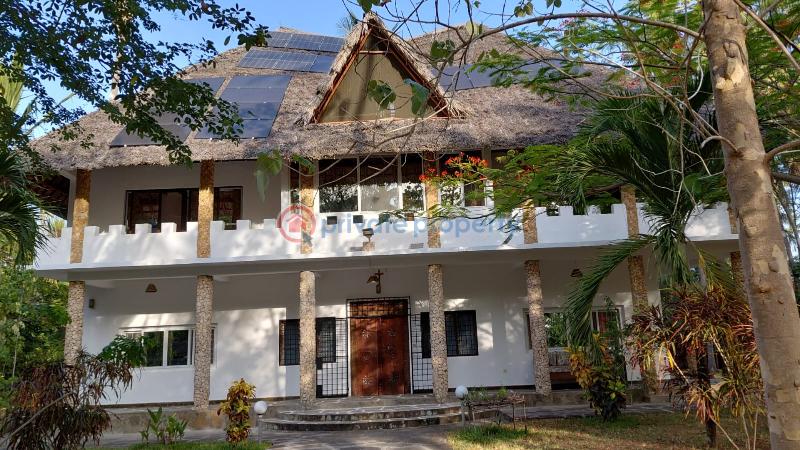 5 bedroom House For Sale Wata,mu Garoda Beach Jacaranda Beach. Watamu Kilifi - 14