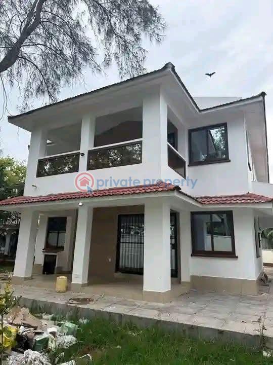 5 bedroom Townhouse For Rent Nyali Mombasa - 0