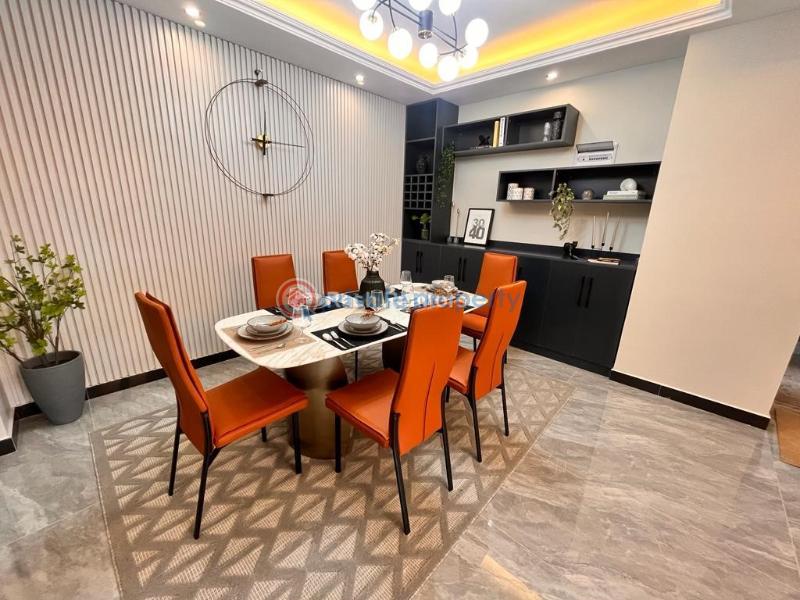 5 bedroom Apartment For Sale Kileleshwa Nairobi - 1