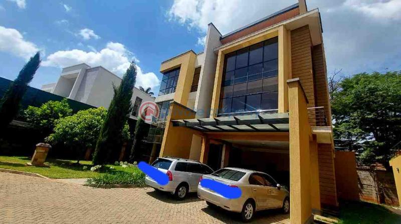 5 bedroom Townhouse For Sale Lavington Mall Lavington Nairobi - 1