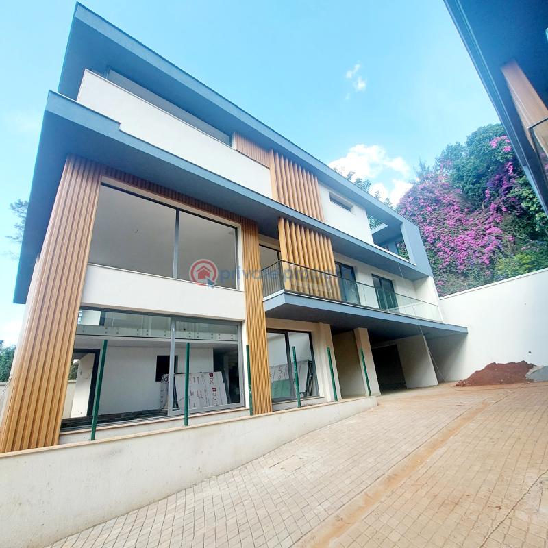 5 bedroom Townhouse For Sale Off Convent Road Lavington Nairobi - 5