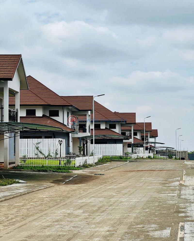 5 bedroom House For Sale Kimabu Road Riabai Kiambu - 0