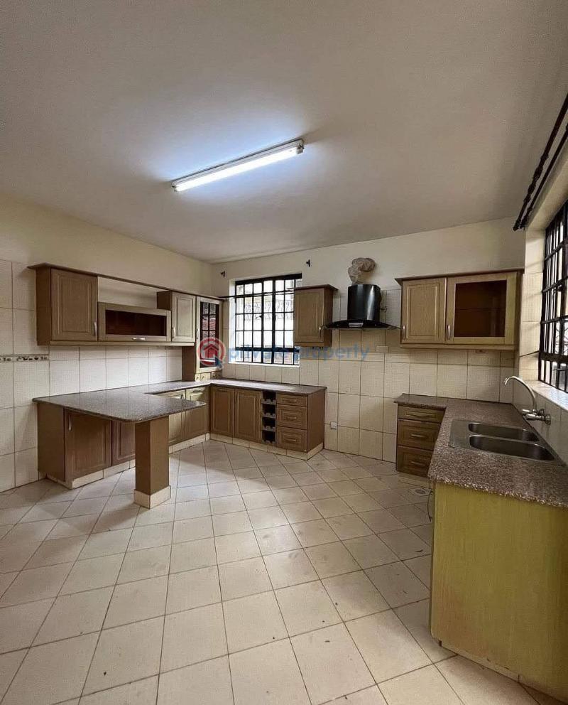 5 bedroom Townhouse For Rent Lavington Nairobi - 3