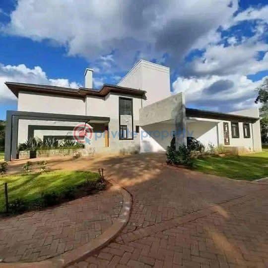 5 bedroom Townhouse For Sale Ololua Karen Nairobi - 0