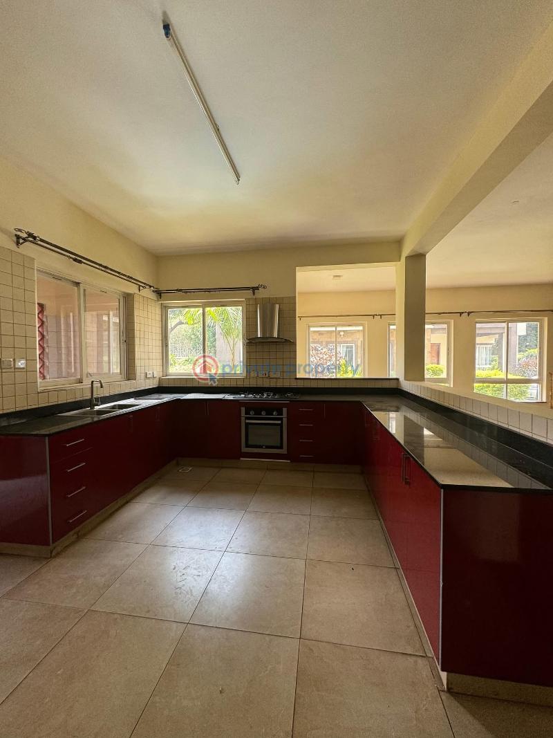 5 bedroom Townhouse For Sale Lavington Nairobi - 2