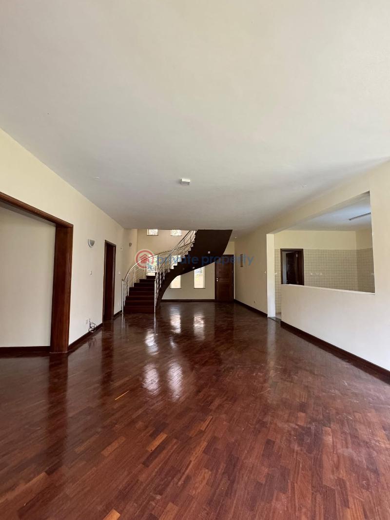 5 bedroom Townhouse For Sale Lavington Nairobi - 1