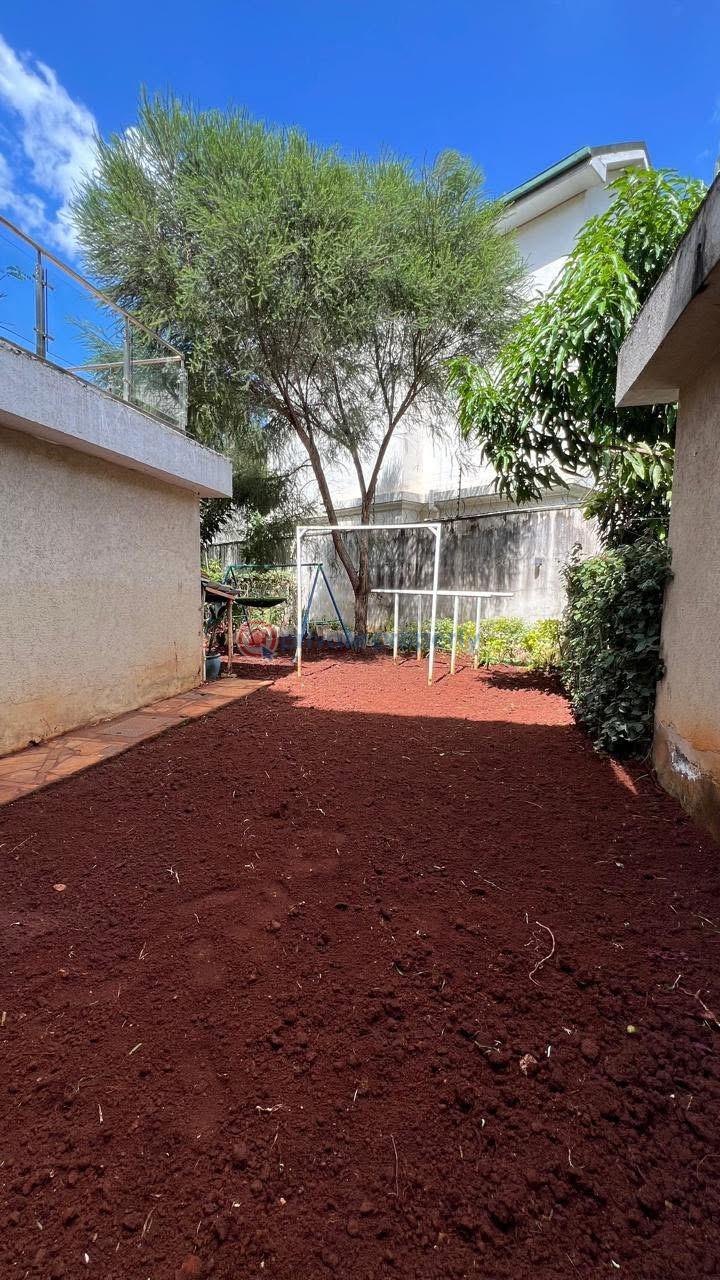 5 bedroom Townhouse For Rent Muthangari Road Lavington Nairobi - 27