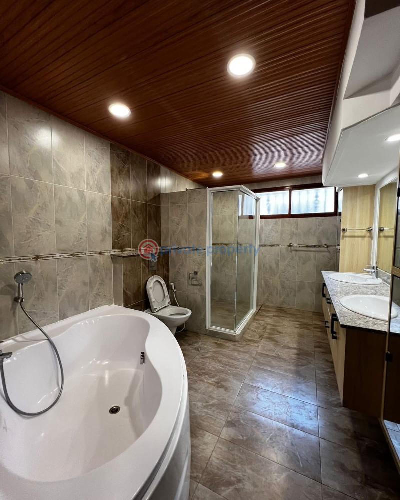 5 bedroom Townhouse For Rent Shanzu Road Spring Valley Nairobi - 9