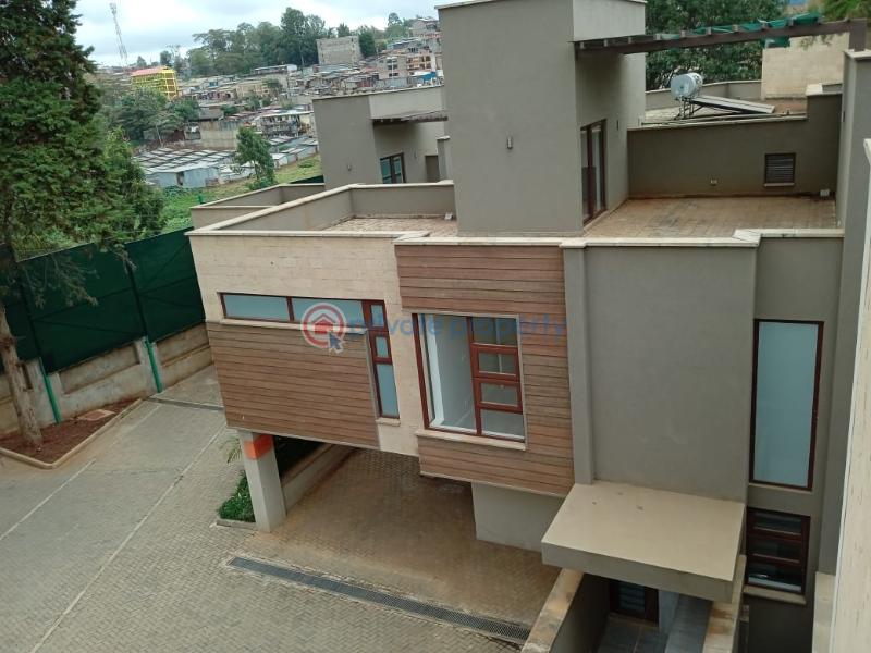 5 bedroom Townhouse For Sale Lavington Nairobi - 11