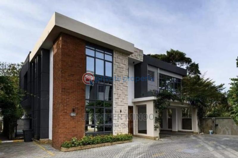 5 bedroom House For Rent Opp Simba Road Nyali Mombasa - 0