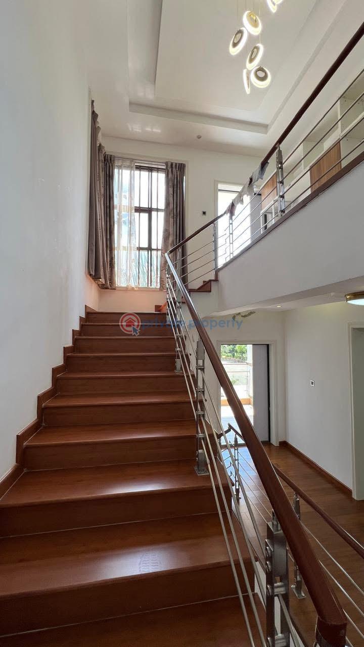 5 bedroom Townhouse For Sale Muthangari Road Lavington Nairobi - 18