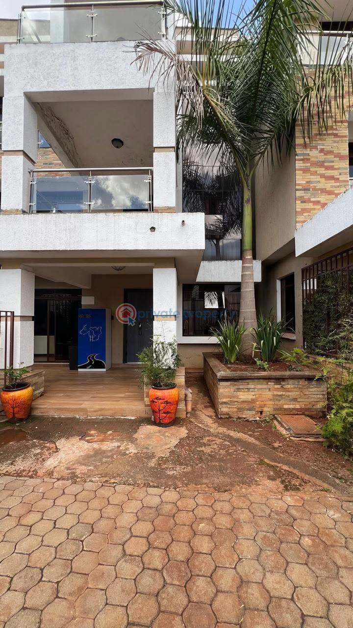 5 bedroom Townhouse For Sale Muthangari Road Lavington Nairobi - 2