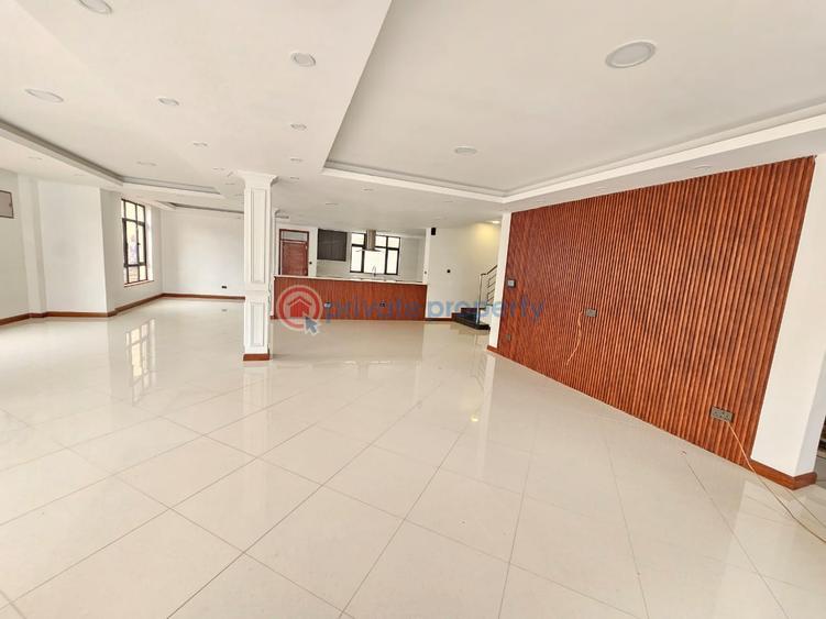 5 bedroom House For Sale Spring Valley Nairobi - 3