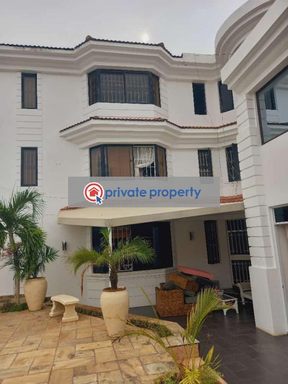 5 bedroom Townhouse For Sale Nyali Mombasa - 0