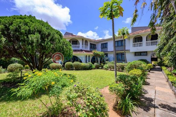 5 bedroom House For Sale Nyali Mombasa  - 2
