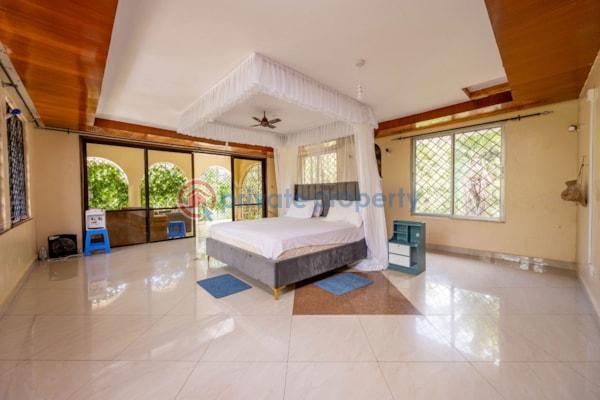 5 bedroom House For Sale Nyali Mombasa  - 7