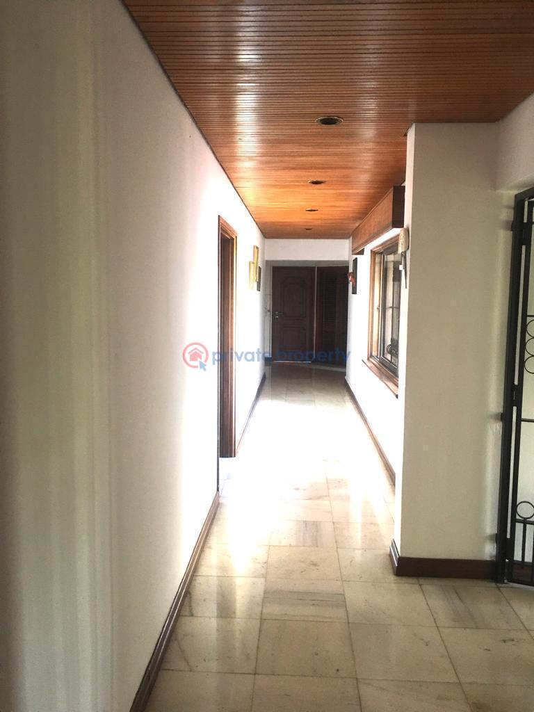 5 bedroom House For Sale Nyali Mombasa  - 5
