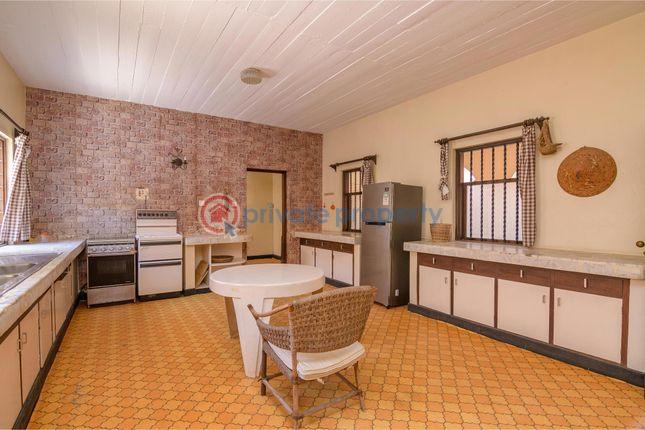 5 bedroom House For Sale Nyali Mombasa  - 7