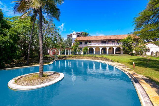 5 bedroom House For Sale Nyali Mombasa  - 13