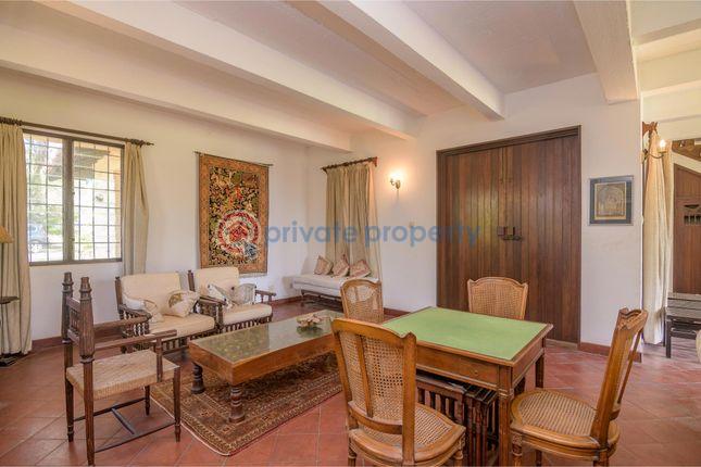 5 bedroom House For Sale Nyali Mombasa  - 10