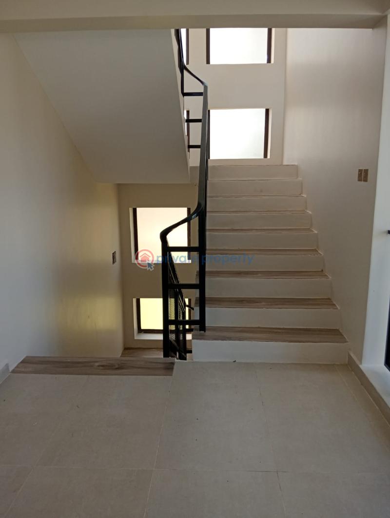 6 bedroom House For Sale Nairobi Karen  - 23