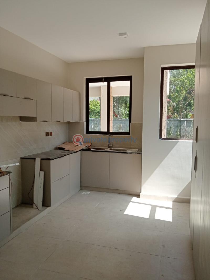 6 bedroom House For Sale Karen Nairobi - 14