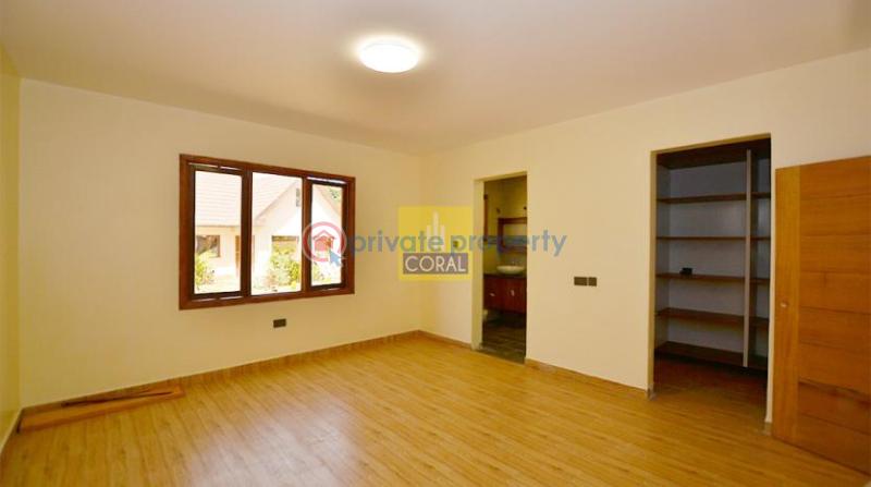 6 bedroom House For Sale Ridgeways. Rosslyn Westlands Nairobi - 2