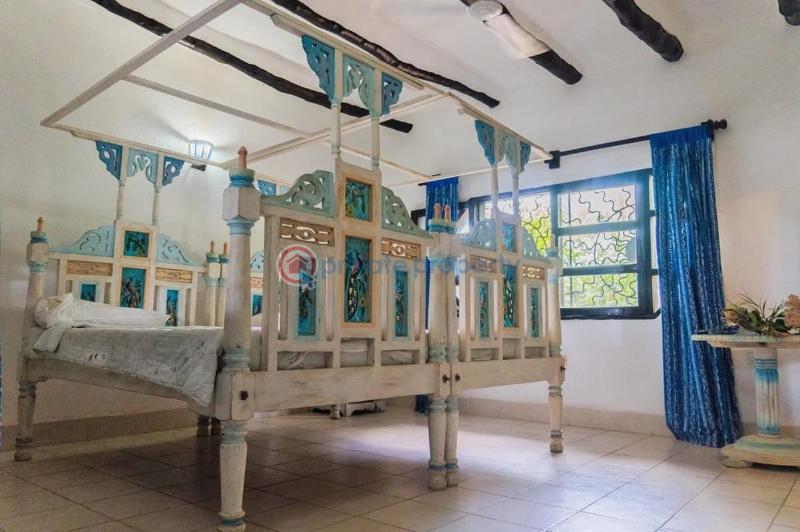 6 bedroom House For Sale Watamu Kilifi - 4