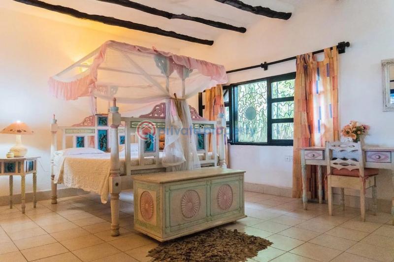6 bedroom House For Sale Watamu Kilifi - 2