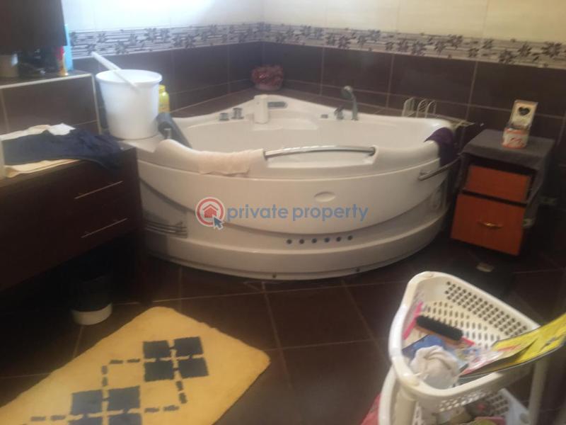6 bedroom House For Sale Muthaiga North Nairobi - 3