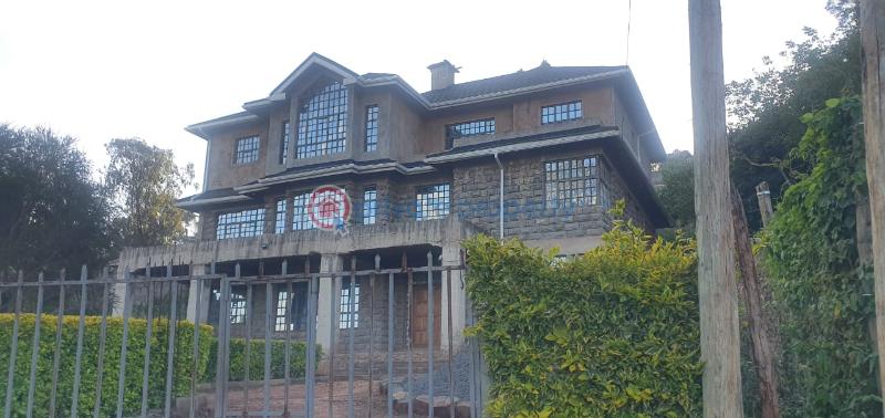6 bedroom House For Sale Kerarapon Drive 300 Meters From Tarmac Road Kerarapon. Ngong Kajiado - 1