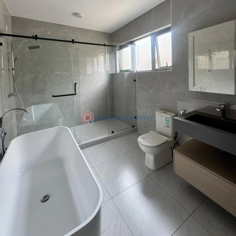 6 bedroom Townhouse For Sale Off Convent Road Lavington Nairobi - 12