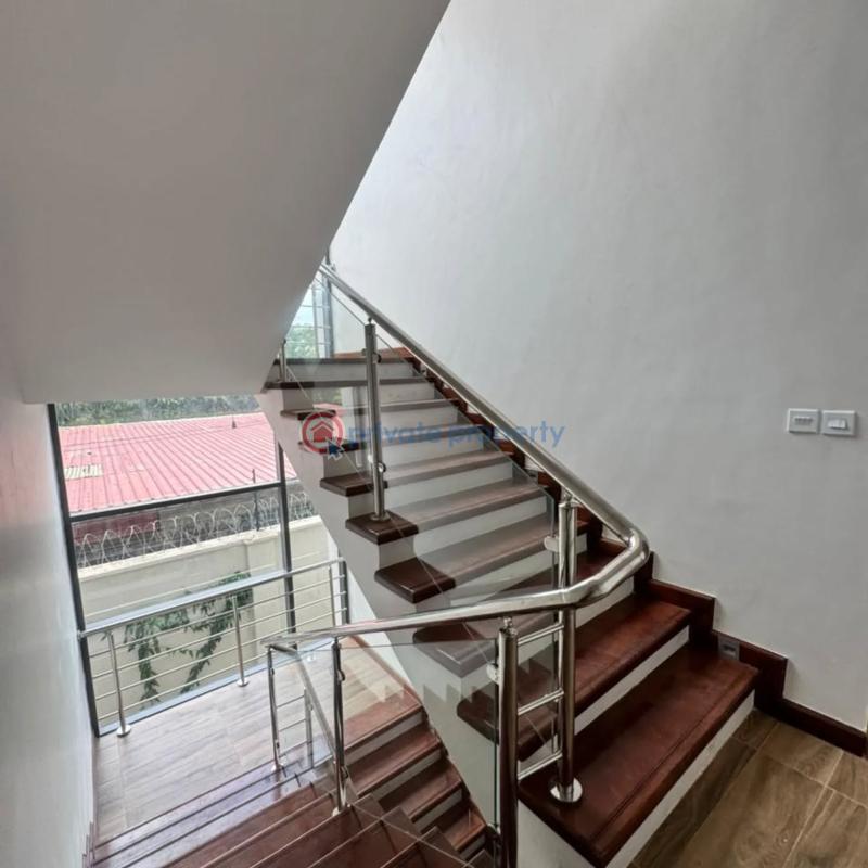 6 bedroom Townhouse For Sale Off Convent Road Lavington Nairobi - 16
