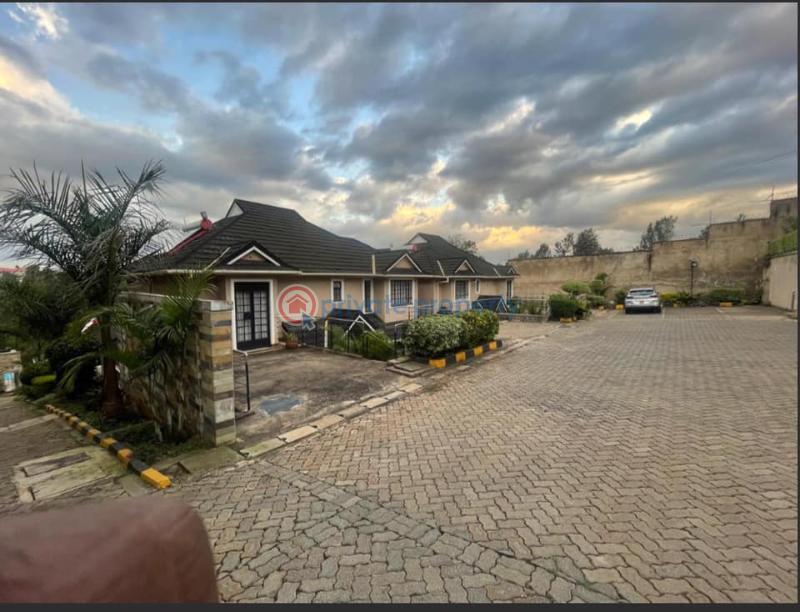 6 bedroom Townhouse For Sale Kitisuru Nairobi - 4