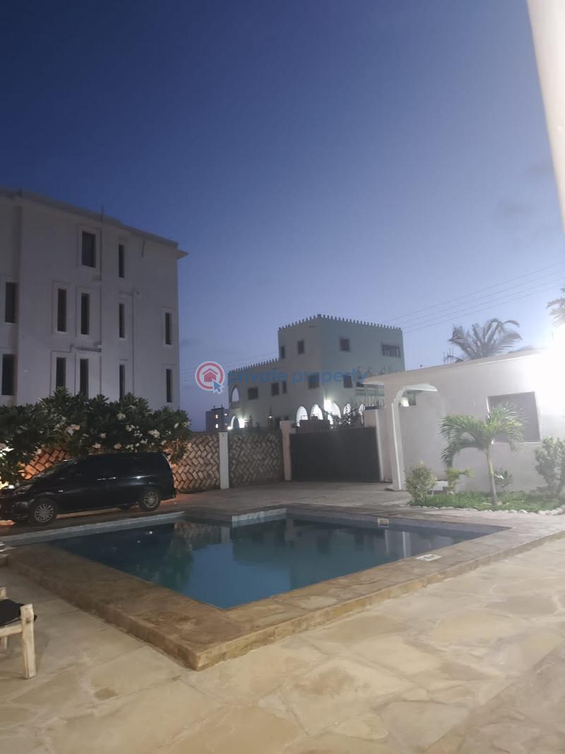 6 bedroom House For Sale Ocean Front Watamu Kilifi - 11