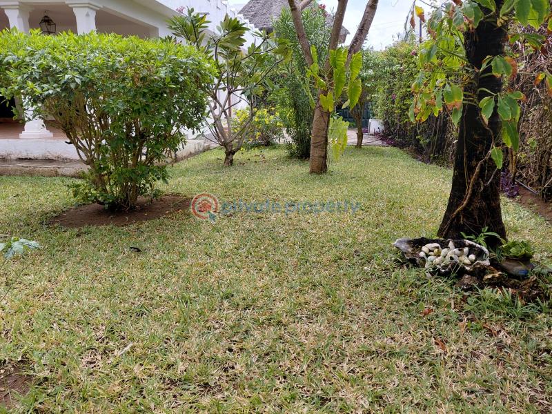 6 bedroom House For Sale Ocean Front Watamu Kilifi - 6