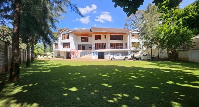7 bedroom House For Sale Muthaiga Nairobi - 1