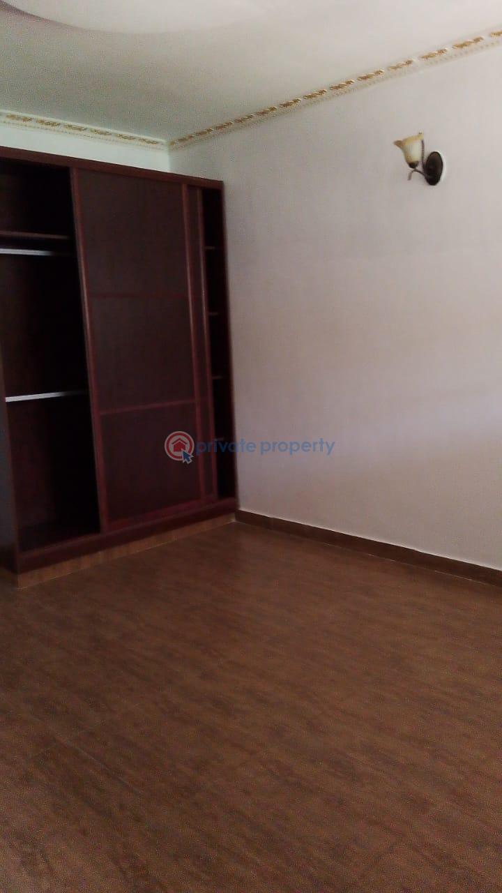7 bedroom Townhouse For Sale Runda new Kitisuru Nairobi - 15